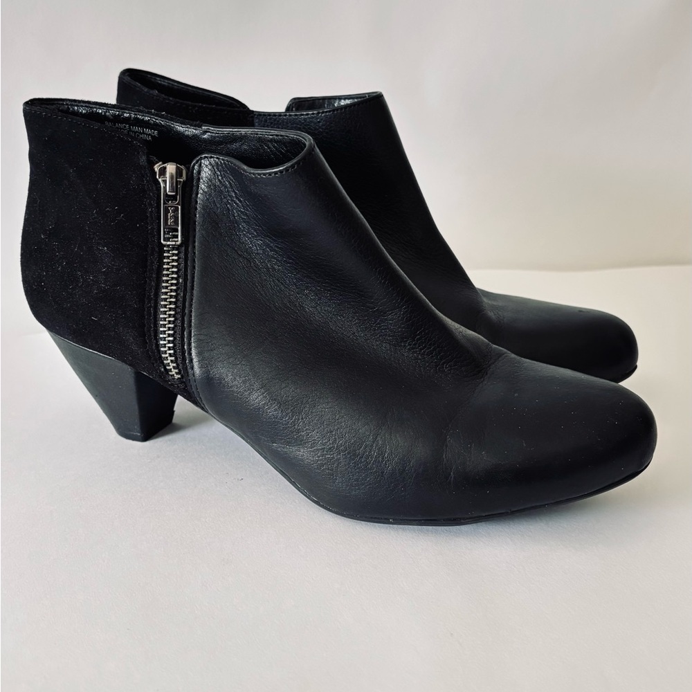 Easy Spirit Women's Black Leather Ankle Boots Size 9